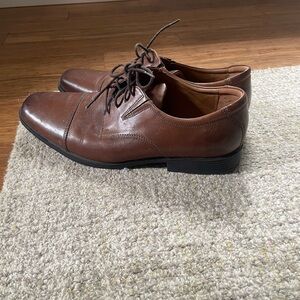 Clarks Men's 12 Brown Leather Oxfords